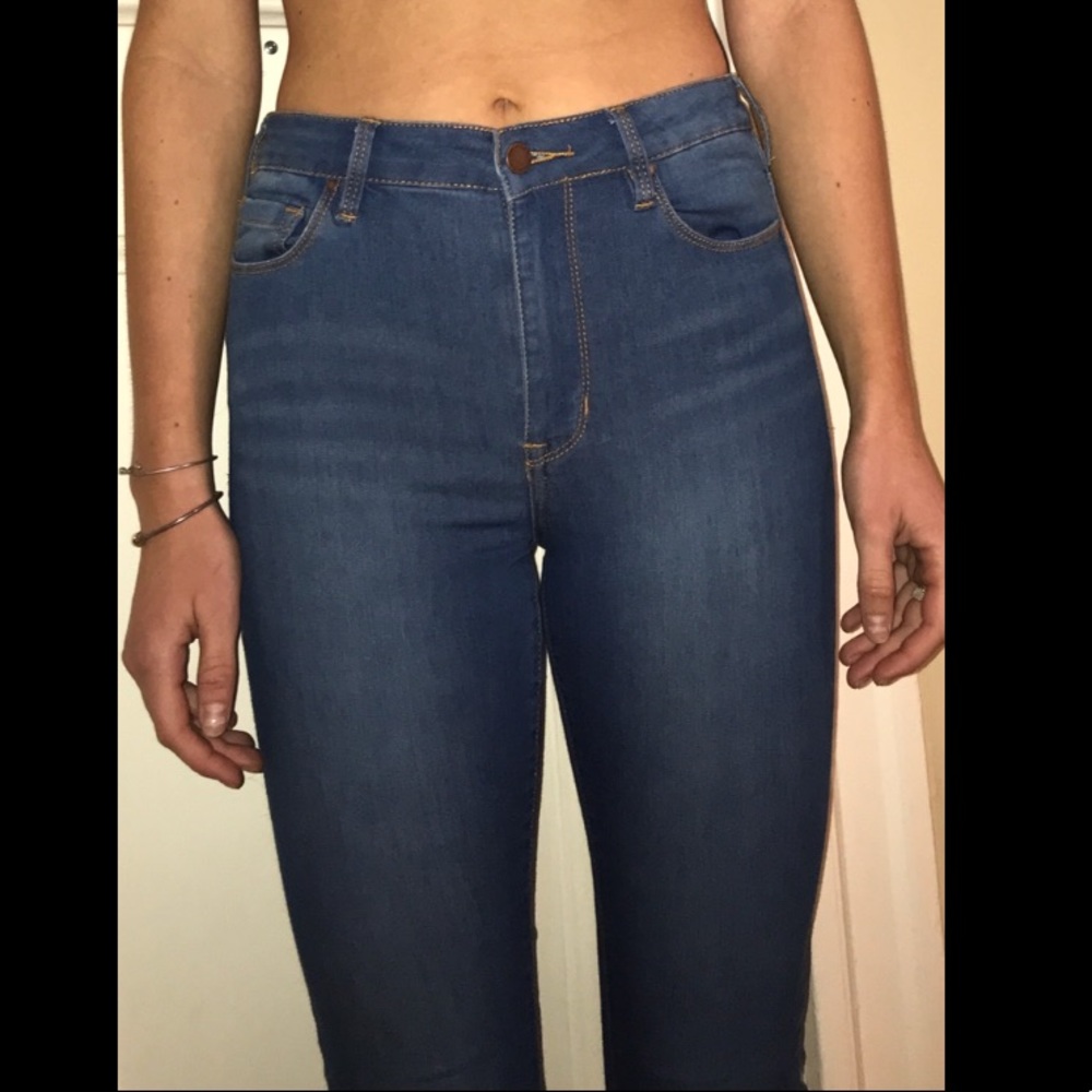 BRAND NEW Bullhead High Rise Skinny Jeans